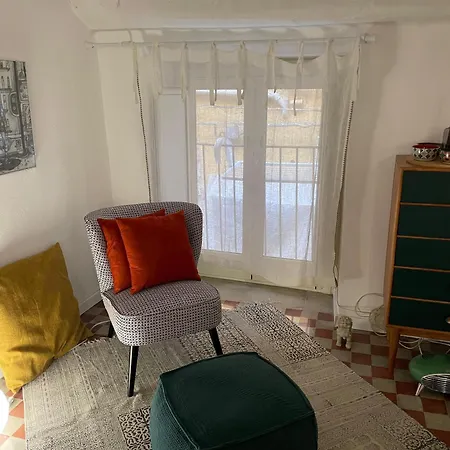 Apartment 29